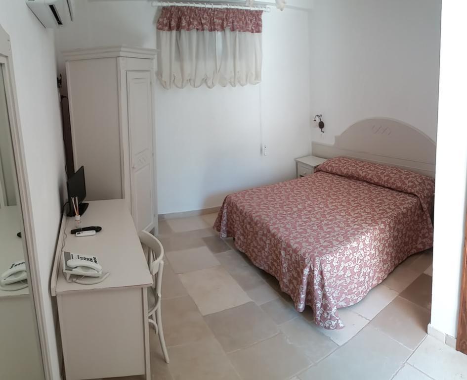 Masseria De Michele Montalbano  Exteriör bild
